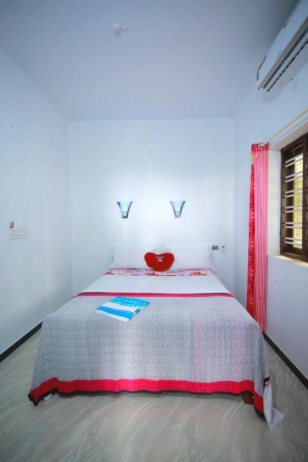 Marari Stella Vich Villa Homestay Turavur Exterior photo